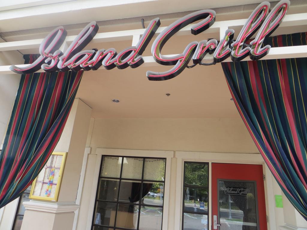 Wyndham Garden San Jose Airport Hotel Екстериор снимка
