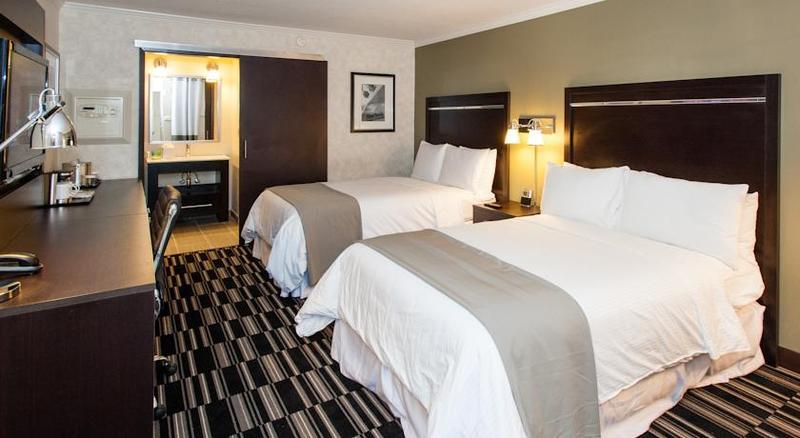 Wyndham Garden San Jose Airport Hotel Екстериор снимка