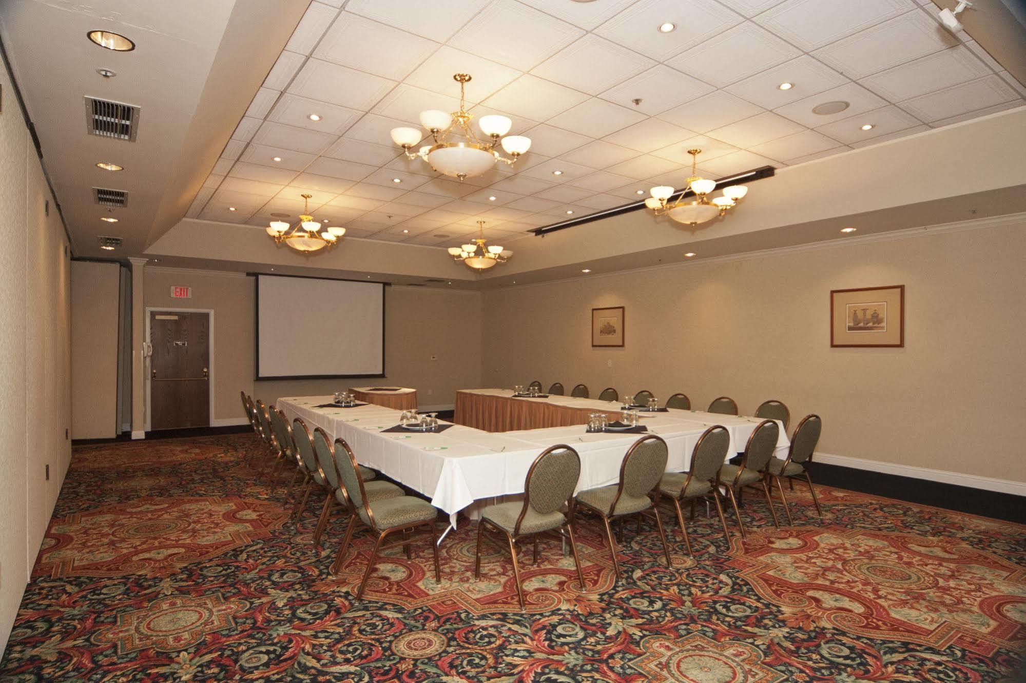 Wyndham Garden San Jose Airport Hotel Екстериор снимка