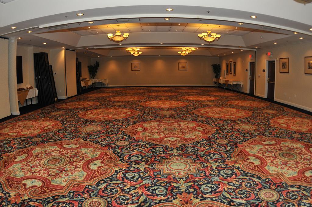 Wyndham Garden San Jose Airport Hotel Екстериор снимка