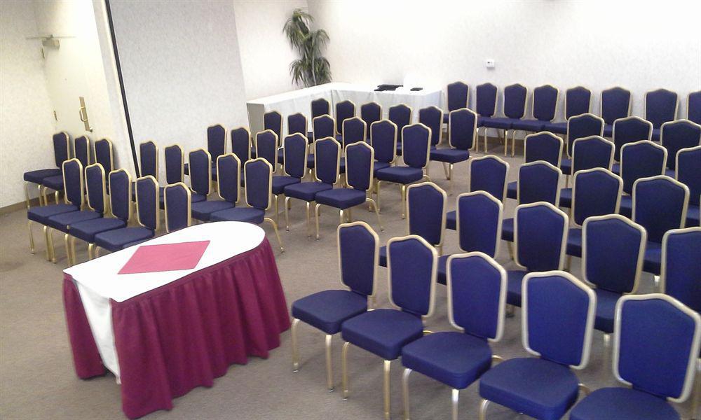 Wyndham Garden San Jose Airport Hotel Екстериор снимка